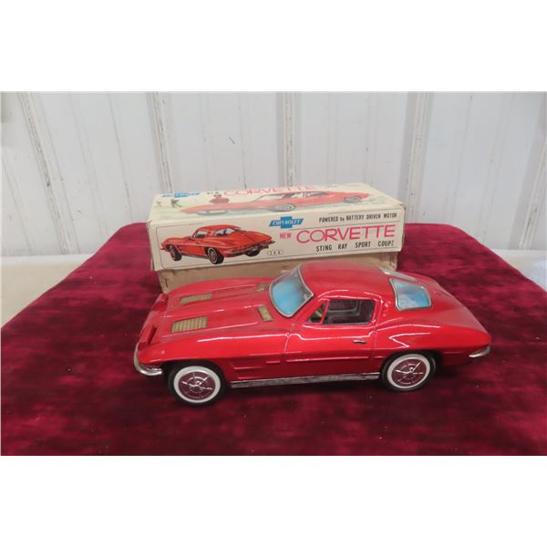 Ichida Battery-Driven Tin Corvette Stingray, 12", 1963, With Box