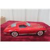 Image 4 : Ichida Battery-Driven Tin Corvette Stingray, 12", 1963, With Box