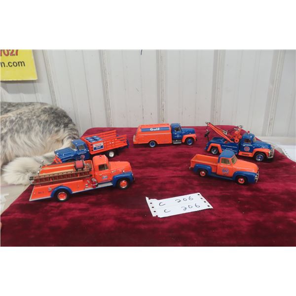 5 First Gear Gulf Trucks, 1/34 Scale Die Cast