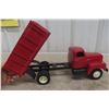 Image 10 : Cottonwood Acres R190 Dump Truck 15" Long Limited Edition 1 of 250