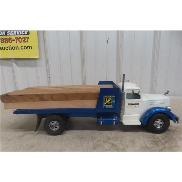 Smith Miller Mack L Flatbed Truck 1950s Pressed Steel and Cast Aluminum 22" Long