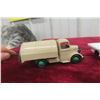 Image 8 : Dinky Truck 1/43 915 Flat Deck Trailer 1933 and 250 Bedford Refuse Wagon 1954–64