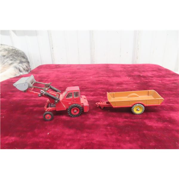 Dinky Tractor 437 1/43 with Loader and 1960–70 Farm Tractor