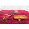 Image 5 : Dinky Tractor 437 1/43 with Loader and 1960–70 Farm Tractor