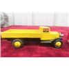 Image 6 : 2 Dinky 1/43 260 Royal Mail Morris 1955–61 and Gardeners Van Lorry