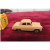 Image 5 : 3 Dinky Cars 1/43 105 Triumph 1/76 067 Austin Taxi and 1/76 061 Ford Prefect