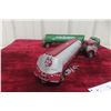 Image 9 : 2 First Gear 1/34 Scale Tanker Truck and Trailer, 53 White's
