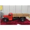 Image 5 : Smith-Miller Mack L Lumber/Log Truck and Trailer, Pressed Steel and Die-Cast, 1940s–50s, 36" Long