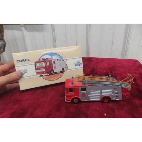 Corgi AEC Pumper Fire Vehicle, Limited Edition No. 38 of 6100, 1/50 Scale, with Box