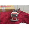 Image 5 : Corgi American La France Aerial Ladder Truck, Limited Edition, 1/50 Scale, with Box
