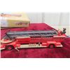Image 4 : Corgi American La France Aerial Ladder Truck, Limited Edition 6910 of 7500, 1/50 Scale, with Box