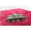 Image 5 : 7 Dinky Military Trucks, Tanks, Guns, and Figures