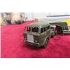 Image 4 : Dinky Supertoys Berliet T6 Tractor No. 890 (1959–63) and Dinky No. 603 Army Personnel