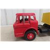Image 3 : Hubley Ford C-900 CO Les Truck and Trailer, 1960s, 24" Long