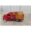 Image 11 : 2 Danbury Mint 1937 Chevy Budweiser Delivery Trucks, 1/24 Scale Die-Cast