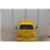 Image 5 : 2 Danbury Mint 1/24 Scale Die-Cast Coors Delivery Truck and ERTL 1/25 Scale Model