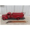 Image 6 : Highway 61 1941 Chevy Pumper Fire Truck, 1/16 Scale Die-Cast