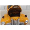 Image 5 : Die-Cast Promotions 1948 International KB-5 Wrecker Tow Truck, 1/16 Scale Die-Cast