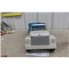 Image 4 : ERTL International Semi Truck Hydraulic Dump and Trailer, Pressed Steel, 1960s, 22" Long