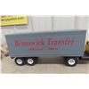 Image 4 : Studebaker Die-Cast Truck with Brunswick Transfer Trailer, Vintage, 24" Long