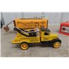 Image 4 : ERTL 1931 Wrecker Bank, 1/34 Scale Die-Cast, Limited Edition, with Box