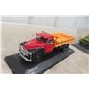 Image 9 : 4 1/43 Scale Die-Cast: 1949 Chevy 6400 Flatbed (White Box, 10 of 1000), 1958 Chevy C6500 Truck (Whi