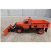 Image 2 : 2 First Gear 1/34 Scale Die-Cast Mack Trucks with Snowplow and Hi-Way Department Livery