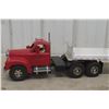 Image 10 : Smith-Miller Mack B Semi with Flat Deck Trailer, Pressed Steel and Die-Cast, 35" Long