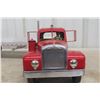 Image 8 : Smith-Miller Mack B Semi with Flat Deck Trailer, Pressed Steel and Die-Cast, 35" Long