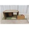 Image 7 : Keystone Garage 1940s With Tin Litho and Matchbox B.P. Service Station 1960 Plastic