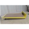 Image 7 : Die Cast Heavy Equipment Trailer 24" Long With Flat Deck For Truck 12" Long With Load of Pipe Plast