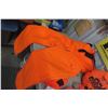 Image 2 : XL Hunting Vest, XL Single Net Coverall, XL Hat, and Gloves