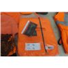 Image 8 : XL Hunting Vest, XL Single Net Coverall, XL Hat, and Gloves