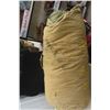 Image 5 : Woods Arctic Sleeping Bag, Vintage, Color-Labeled Bag