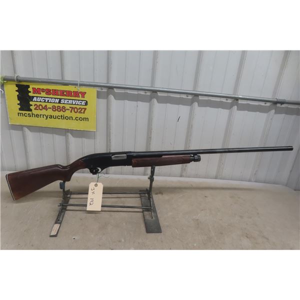 Winchester Model 2200 – 12ga (3" Mag), Pump Action, 30" Barrel, S/N L1133418