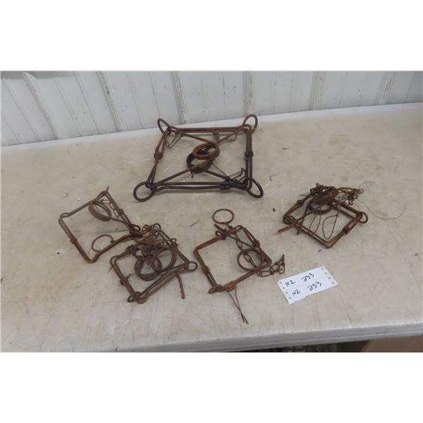 5 Conibear Traps