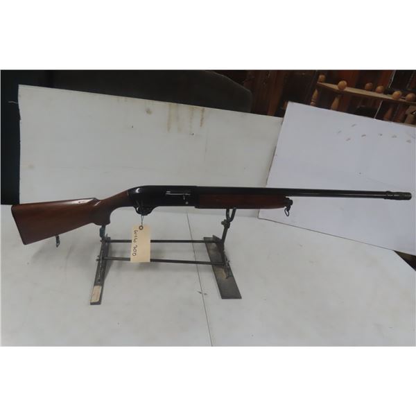 Lucci Franchi Model 500 – 12ga 2¾", Semi-Auto, 30" Ribbed Vented sight, S/N: R17 037