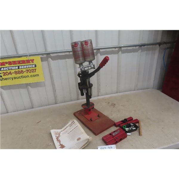 MEC 600 Jr. Shot Shell Reloading Machine with Shot Shell Reloading Wads