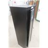 Image 5 : Yukon Gear 12 Gun Safe, Metal w/ Mountings and 2 Keys, 53" x 17" x 14"