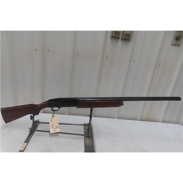 Mossberg Model 9200 – 12 Gauge 2 3/4" + 3", Semi-Auto, 28" Barrel, S/N SA0598. Parts gun. *