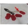 Image 1 : 4 x Reusable Hand Warmer, Tru Balance Throwing Knife, Butt Out Deer Dressing Tool