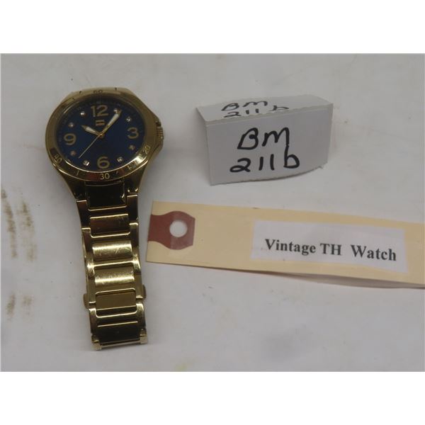 TH Analog Quartz Watch