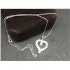 Image 7 : Sterling Silver 18" Chain with 21 Stones Around a Heart, 14.7g