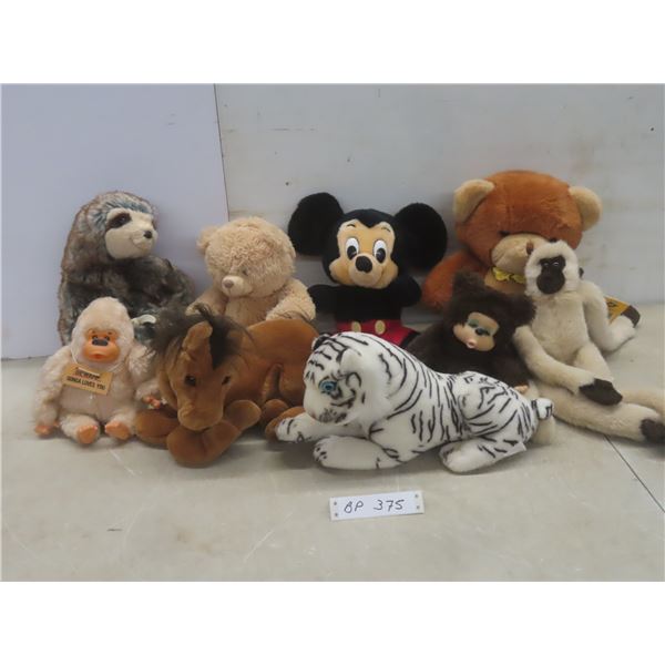 9 Stuffed Animals (Some New)