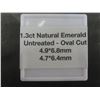 Image 5 : 1.3ct Natural Emerald, Untreated, Oval Cut, 4.9 x 6.8mm and 4.7 x 6.4mm