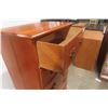 Image 5 : Maple 5-Drawer Dresser