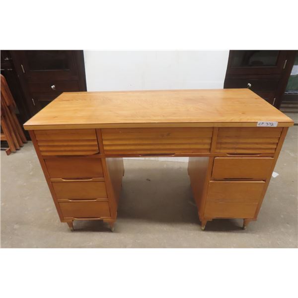 7-Drawer Desk 31" x 48" x 21"