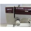 Image 5 : Singer Sewing Machine, Model 3145