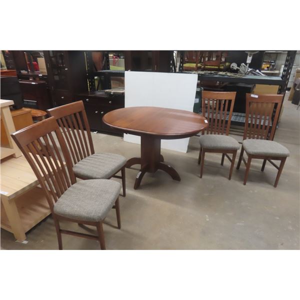 Pedestal Table and 4 Dining Chairs, Clean, Nice Set