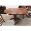 Image 2 : Pedestal Table and 4 Dining Chairs, Clean, Nice Set